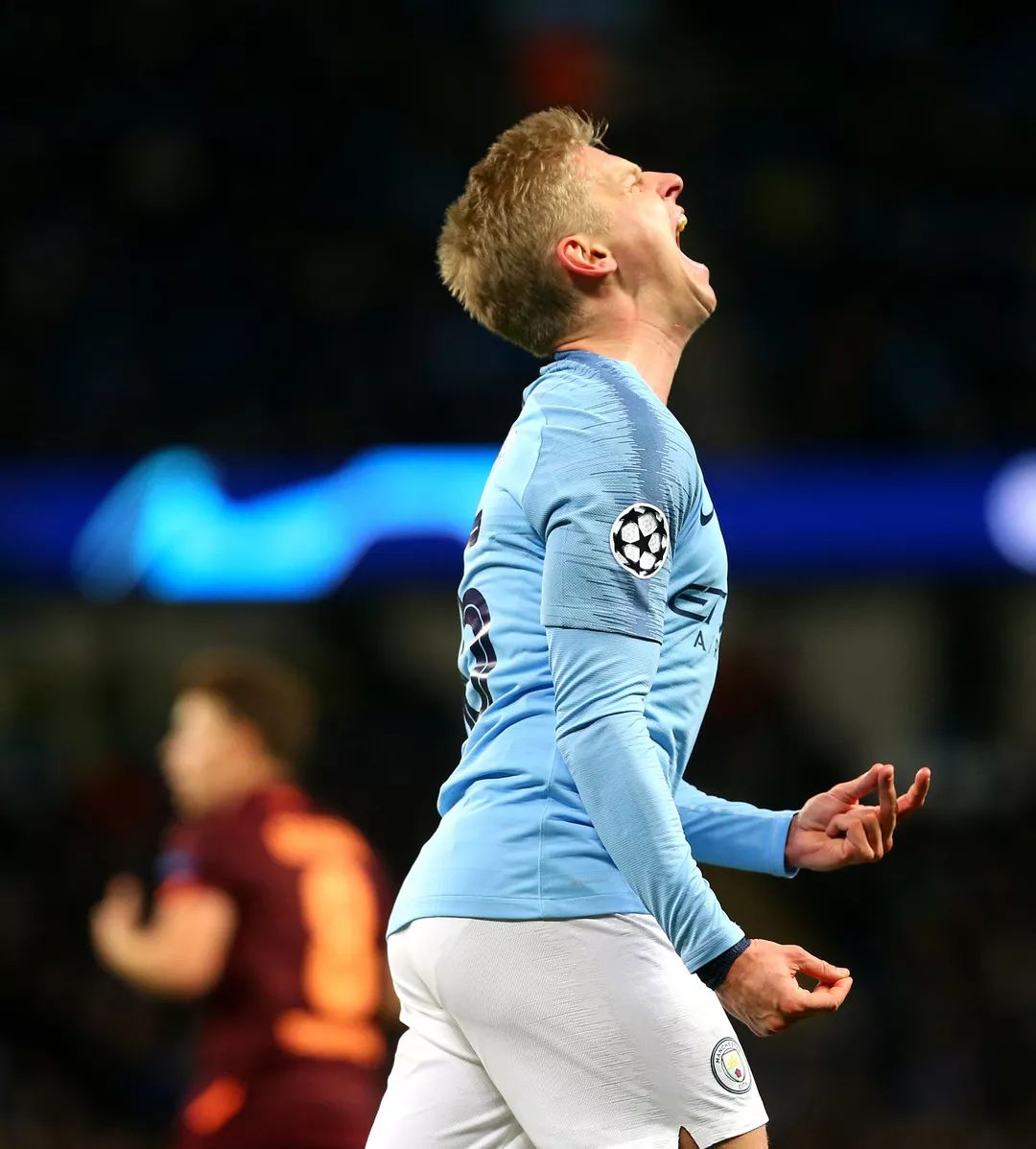 今夜利物浦调整名单以备荷甲，调整名单环节打磨，话题不断，赛程密集仍需轮换的简单介绍-玖鼎娱乐平台